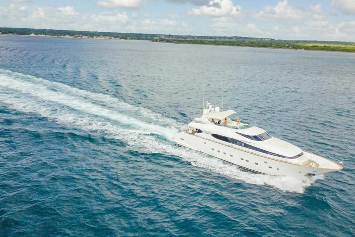 maiora-luxury-private-yacht-charter-romana-catalina-saona-punta-cana-13