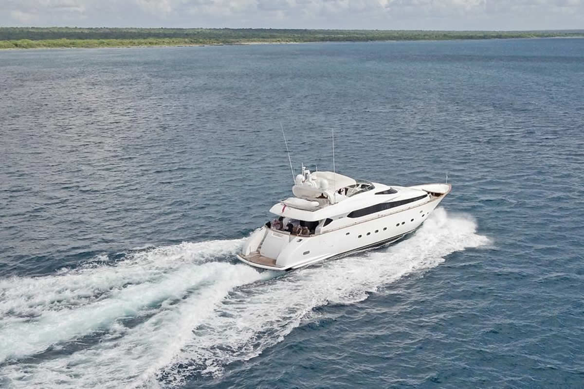 maiora-luxury-private-yacht-charter-romana-catalina-saona-punta-cana-18