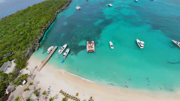 take-it-easy-private-catamaran-charter-saona-island-catalina-palmilla-poster