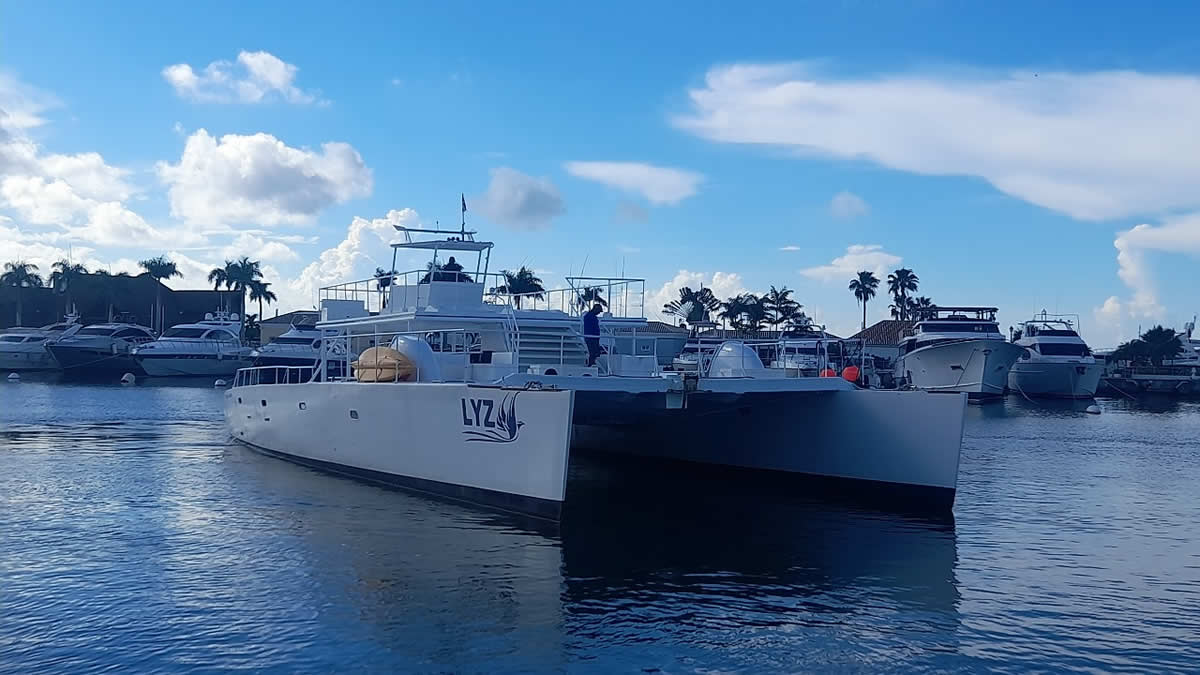 BPCY72, Private Catamaran 80 “LYZ” La Romana