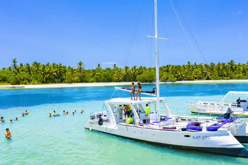 catamaran-cruise-snorkel-bavaro-beach-3