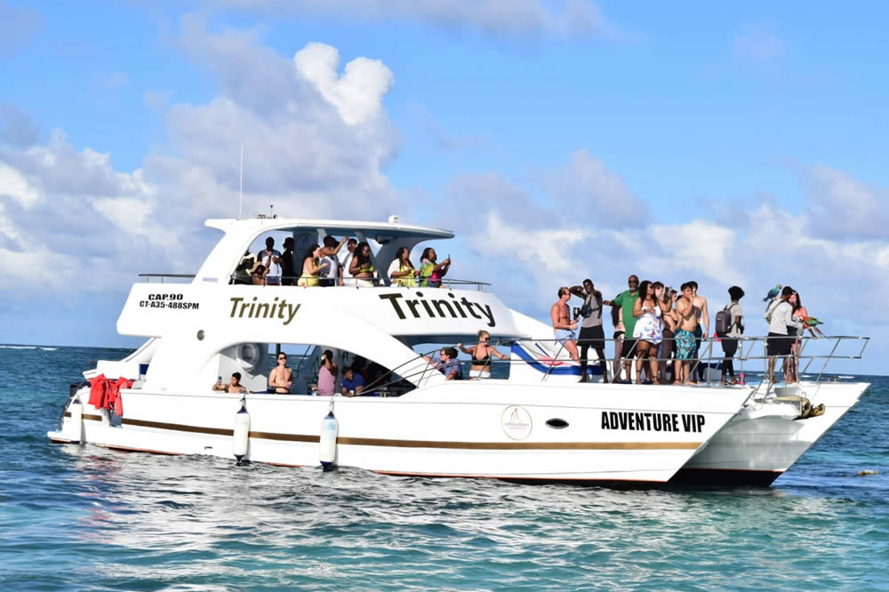 private-catamaran-trinity-charter-bavaro-5