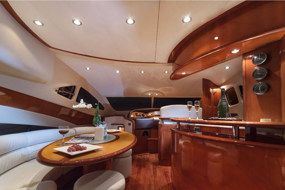 private-yacht-aicon-fly-60-casa-de-campo-2