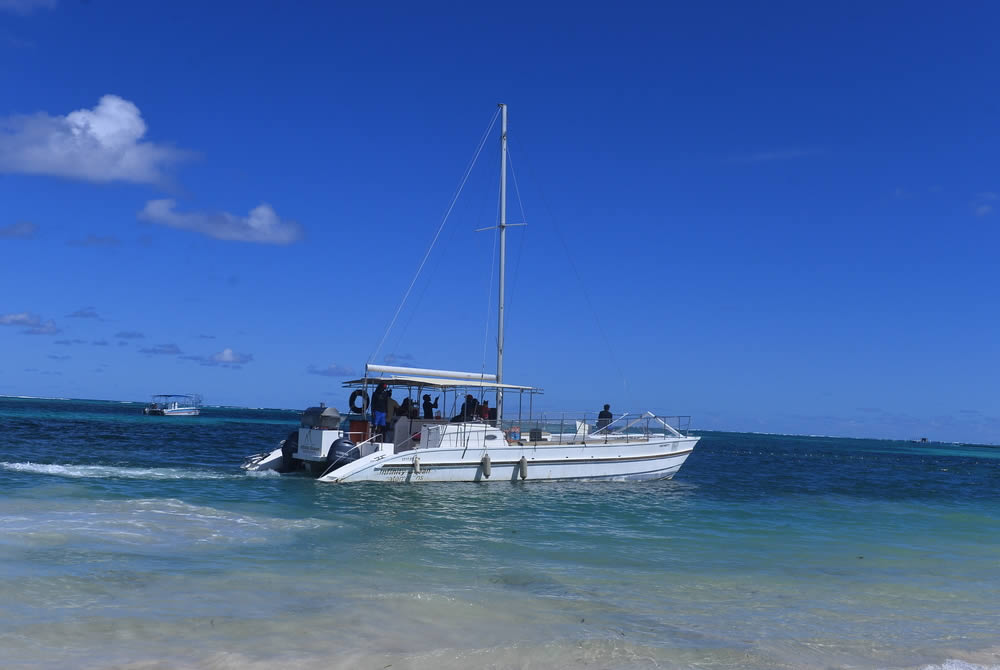 private-catamaran-infinity-bavaro-punta-cana-11